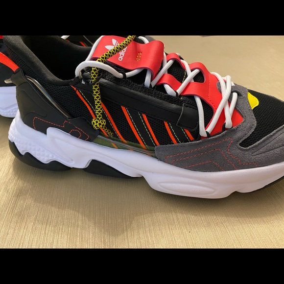 adidas Original Ozweego ZIP Sneakers! main image 8